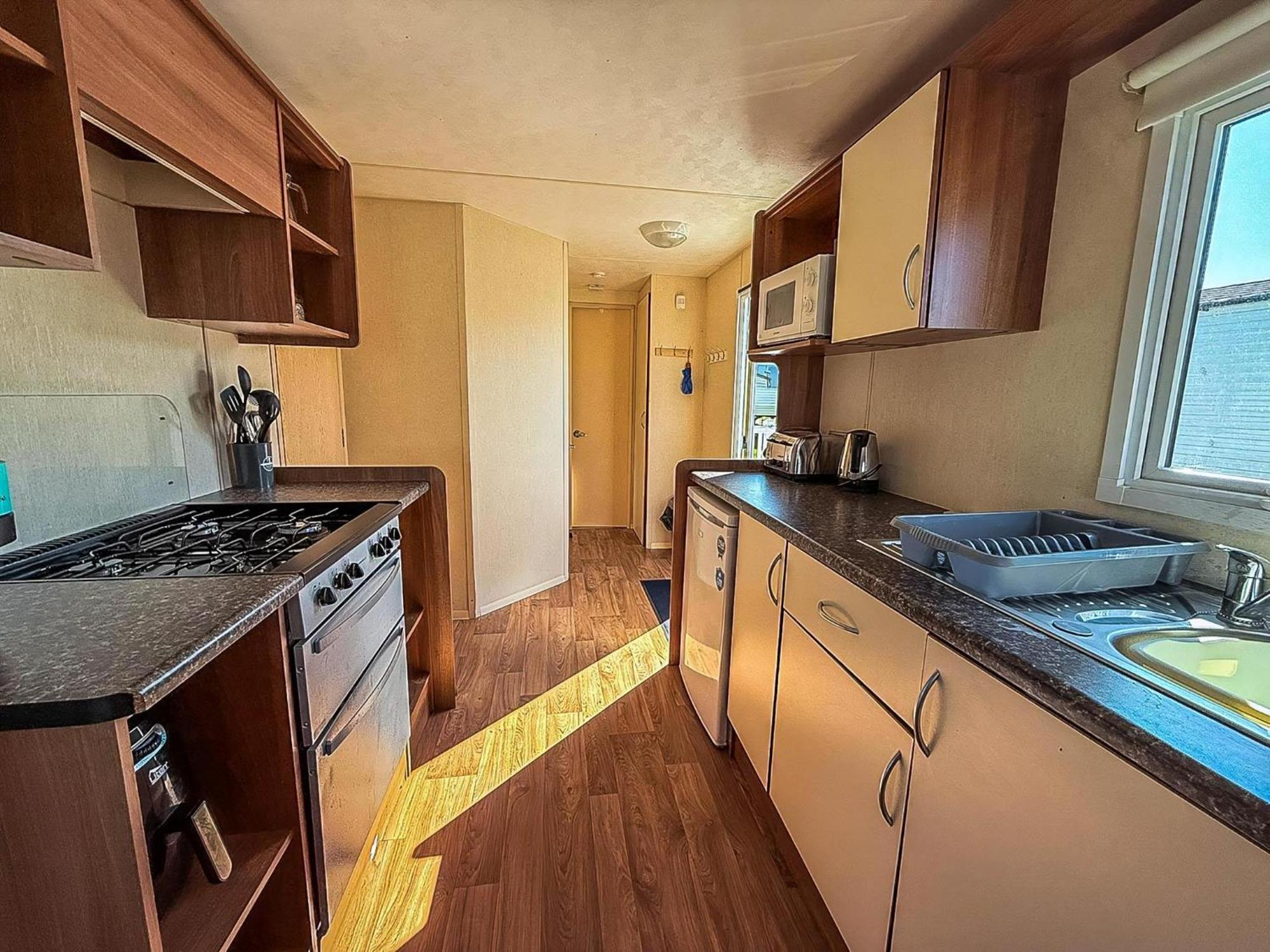 Homely Caravan At Manor Park, Nearby Hunstanton Beach In Norfolk Ref 23039T Extérieur photo