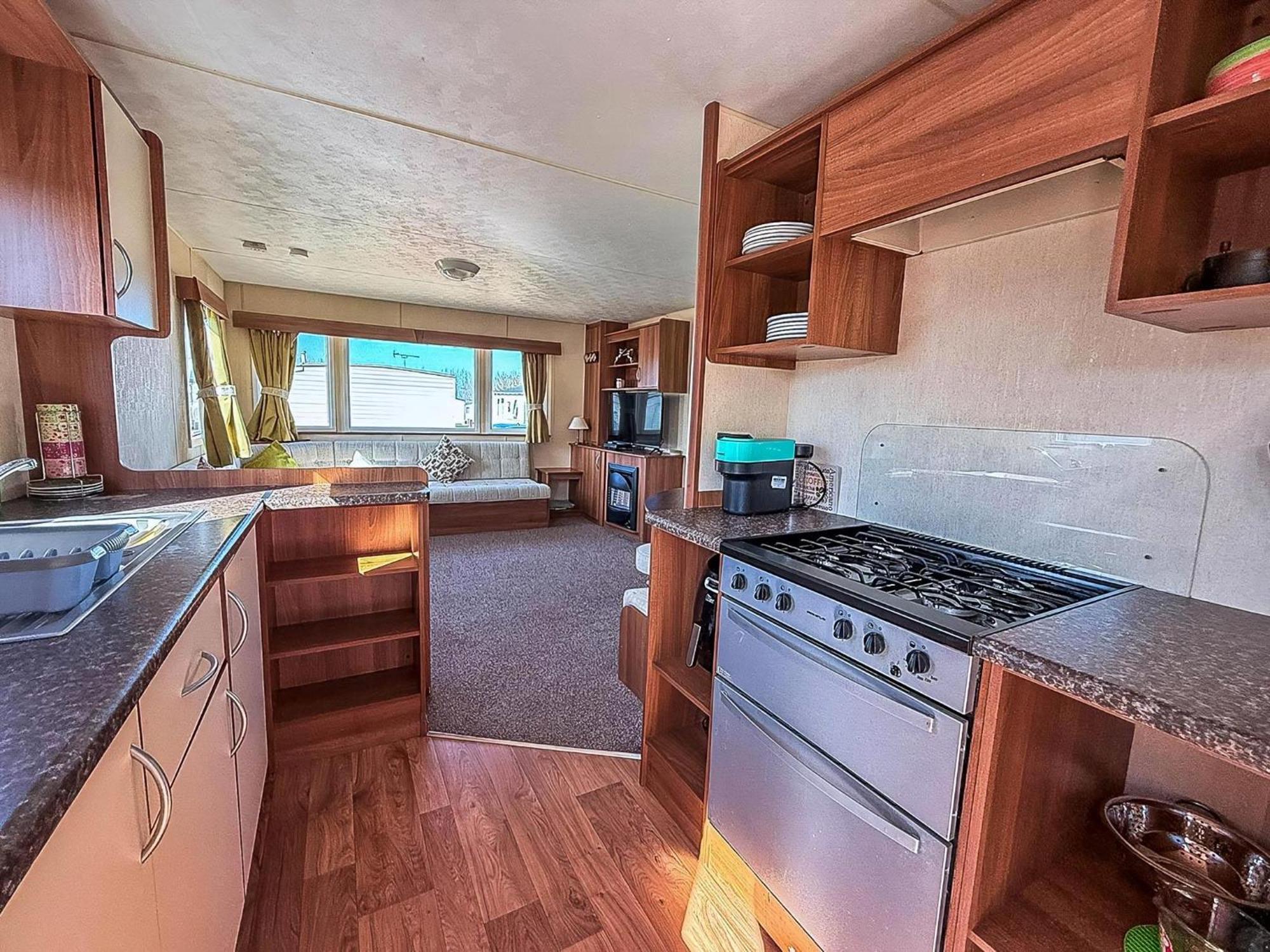 Homely Caravan At Manor Park, Nearby Hunstanton Beach In Norfolk Ref 23039T Extérieur photo